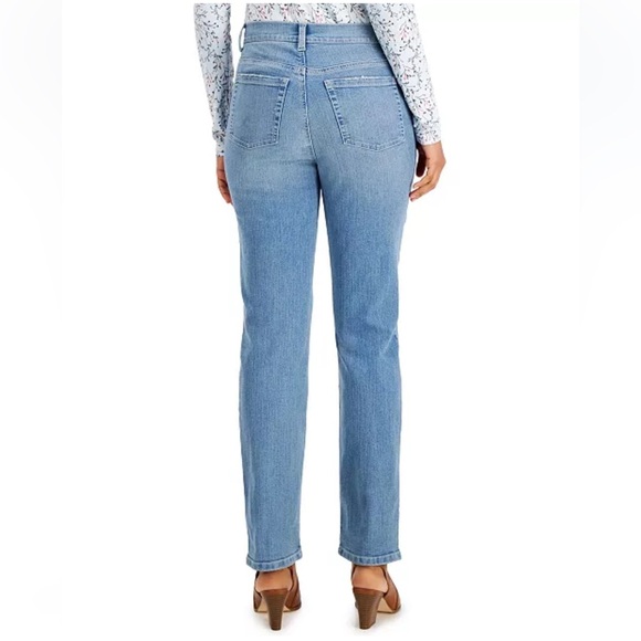 Style & Co. High Rise Straight Leg Jeans 6 - Picture 12 of 16